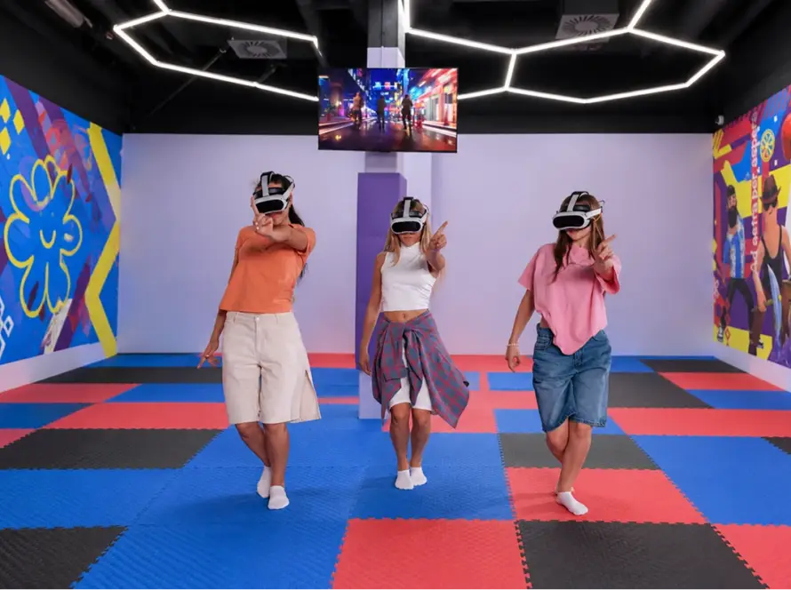 Why Try VR Teambuilding?